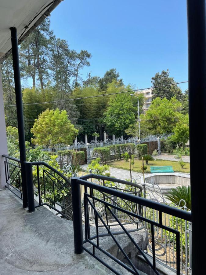 Guesthouse On Agmashenebeli 328 Kobuleti Luaran gambar
